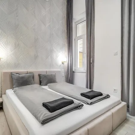 Kiraly K31 شقة بودابست