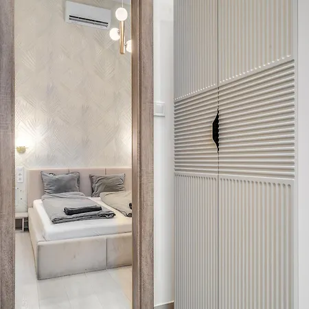 Kiraly K31 * بودابست